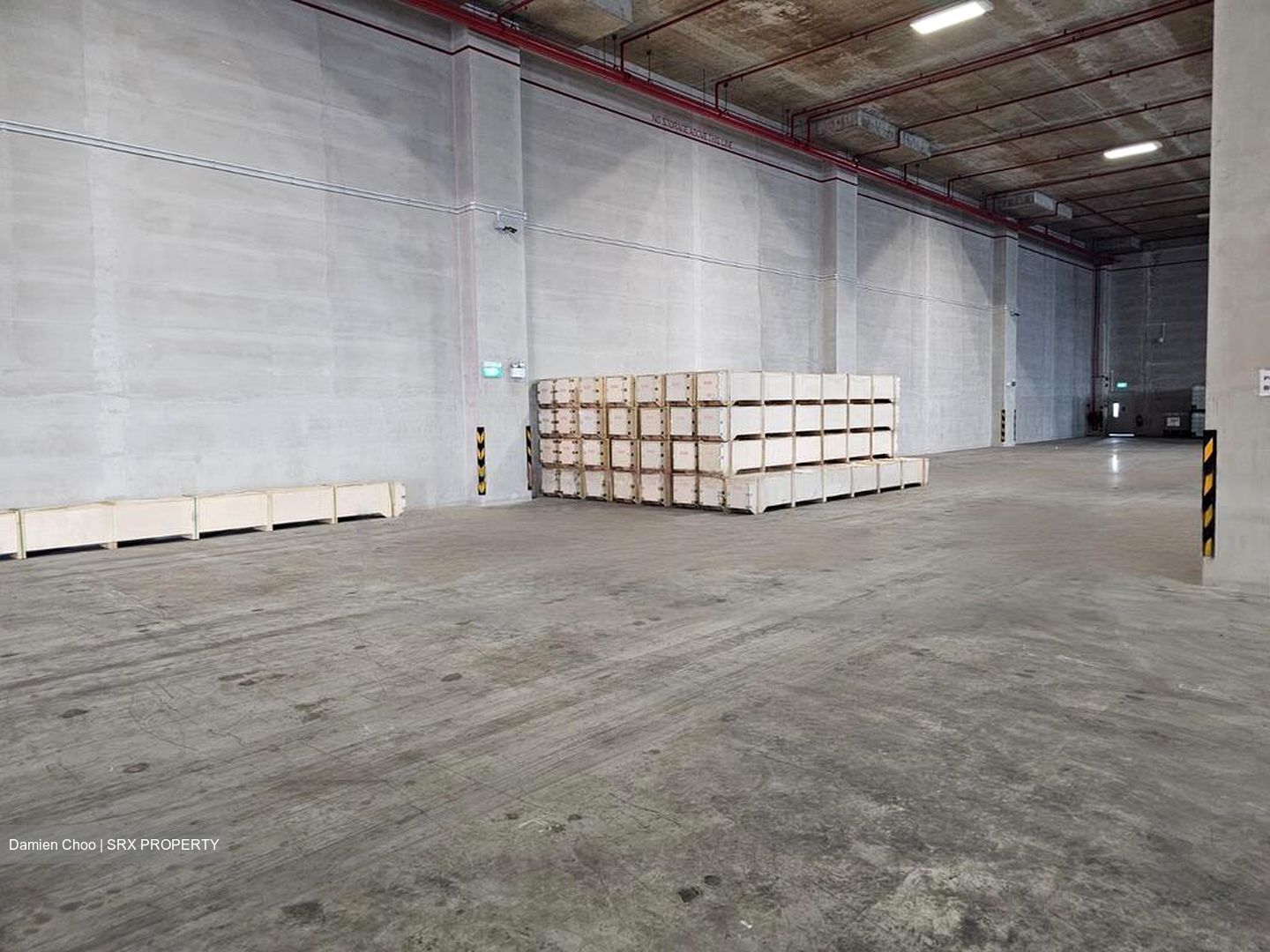 Tuas Avenue 5 (D22), Warehouse #612423521